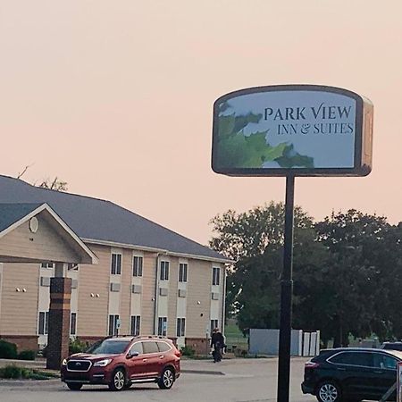 Park View Inn & Suites Hoisington Near Great Bend Exteriér fotografie