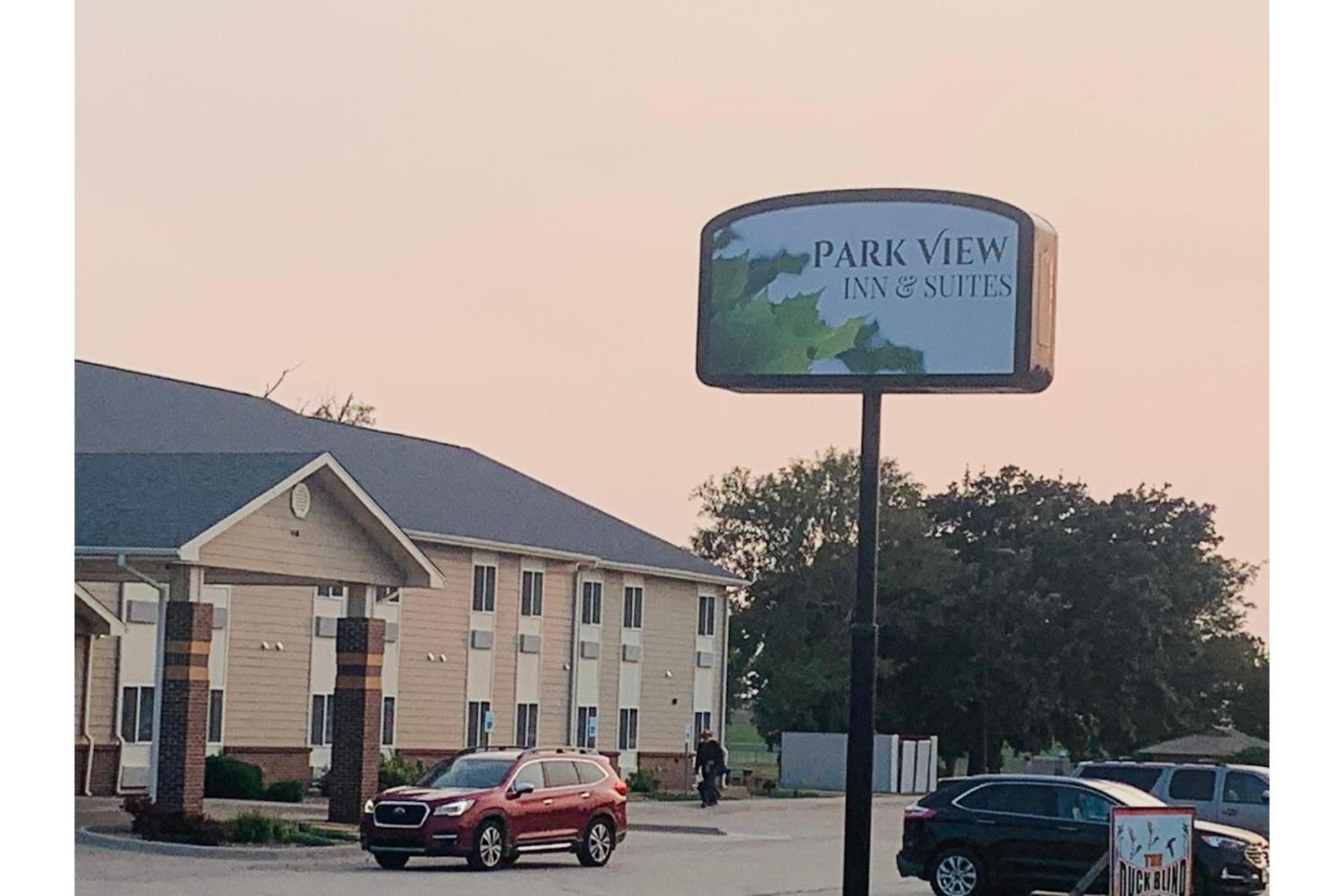 Park View Inn & Suites Hoisington Near Great Bend Exteriér fotografie